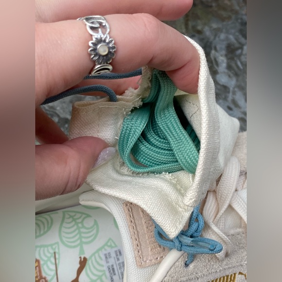 Animal Crossing Puma Suede Tan Sneakers - Picture 12 of 16